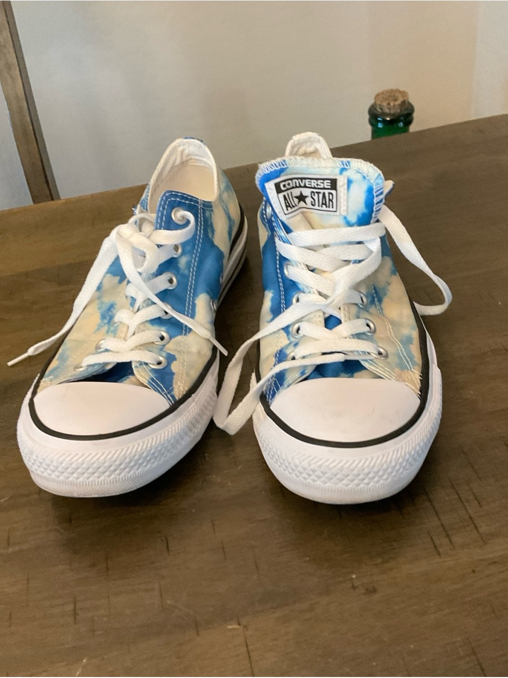 Converse All stars Sky  Pattern (blue white) women size 10 men size 8